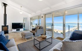 Beladura - 35 Goolwa Channel Drive Hindmarsh Island - Linen Included